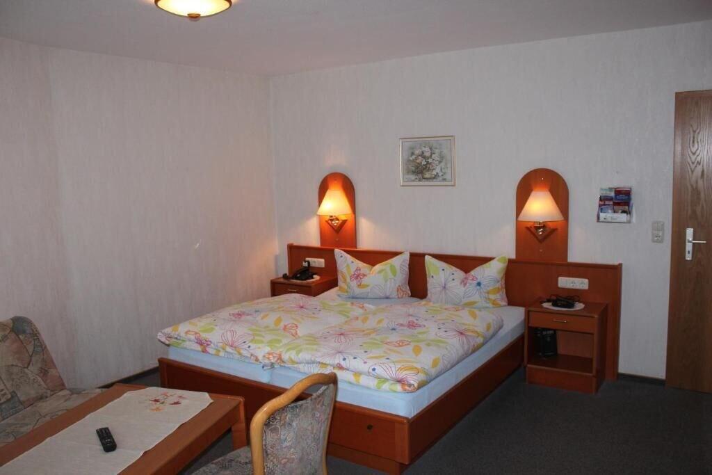 Landgasthof Hotel Sauer Виллинген Экстерьер фото